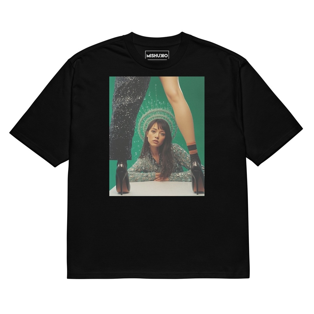 Unisex Black Graphic T-Shirt